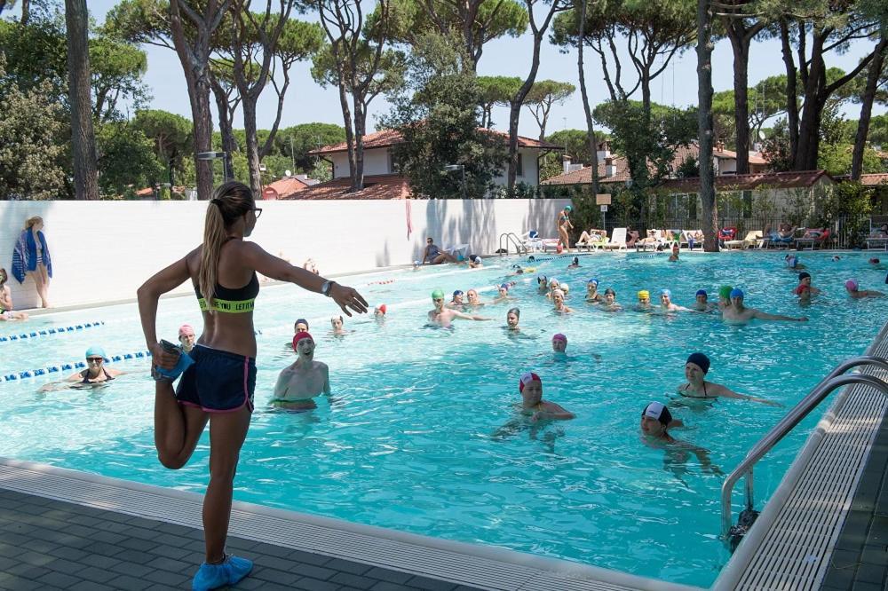 Mipro Mobilhome 6 Lido di Spina Eksteriør billede