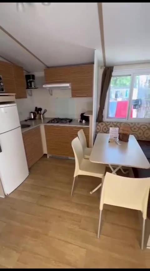 Mipro Mobilhome 6 Lido di Spina Eksteriør billede